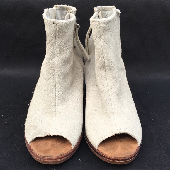 TOMS Majorca Peep Toe Bootie, 7.5 - Picture 2 of 8